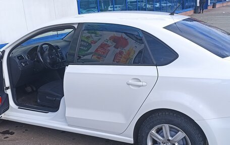 Volkswagen Polo VI (EU Market), 2012 год, 650 000 рублей, 3 фотография