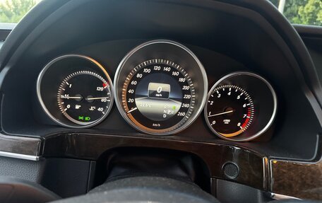 Mercedes-Benz E-Класс, 2013 год, 1 640 000 рублей, 13 фотография