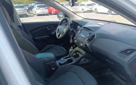 Hyundai Tucson III, 2013 год, 1 250 000 рублей, 8 фотография