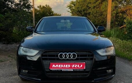 Audi A4, 2012 год, 990 000 рублей, 1 фотография