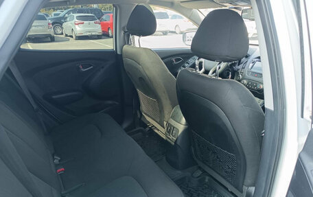Hyundai Tucson III, 2013 год, 1 250 000 рублей, 18 фотография