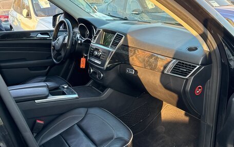 Mercedes-Benz M-Класс, 2013 год, 3 299 000 рублей, 5 фотография