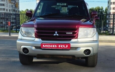 Mitsubishi Pajero iO, 2000 год, 490 000 рублей, 2 фотография