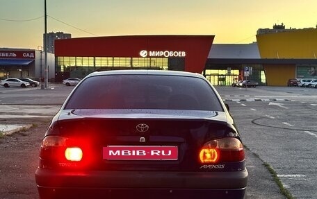 Toyota Avensis III рестайлинг, 2000 год, 410 000 рублей, 5 фотография