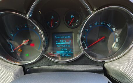 Chevrolet Cruze II, 2013 год, 650 000 рублей, 28 фотография
