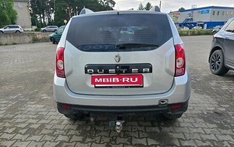Renault Duster I рестайлинг, 2014 год, 770 000 рублей, 2 фотография