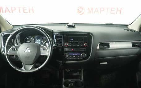 Mitsubishi Outlander III рестайлинг 3, 2012 год, 1 245 000 рублей, 15 фотография