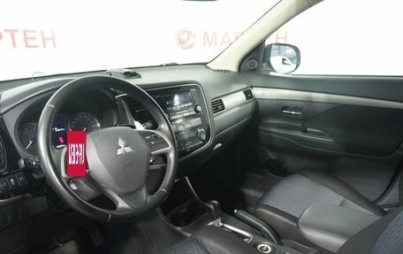 Mitsubishi Outlander III рестайлинг 3, 2012 год, 1 245 000 рублей, 9 фотография