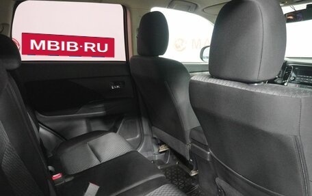 Mitsubishi Outlander III рестайлинг 3, 2012 год, 1 245 000 рублей, 11 фотография