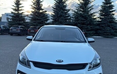KIA Rio IV, 2018 год, 1 077 000 рублей, 1 фотография