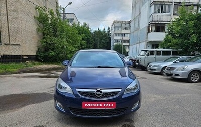 Opel Astra J, 2011 год, 550 000 рублей, 1 фотография