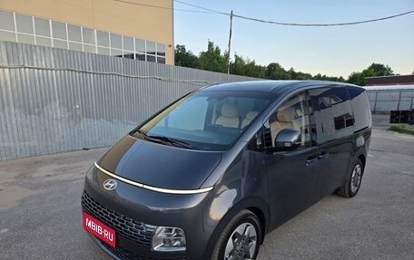 Hyundai Staria, 2024 год, 5 920 000 рублей, 1 фотография