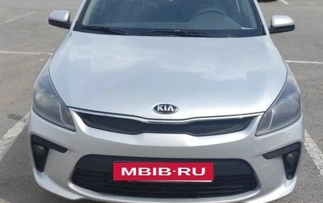 KIA Rio IV, 2017 год, 980 000 рублей, 2 фотография