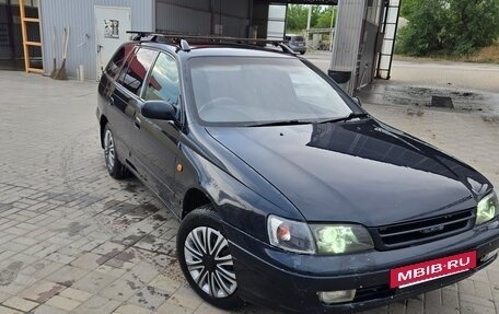 Toyota Caldina, 1993 год, 260 000 рублей, 2 фотография