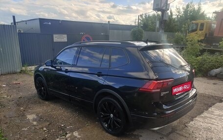 Volkswagen Tiguan II, 2021 год, 2 900 000 рублей, 3 фотография
