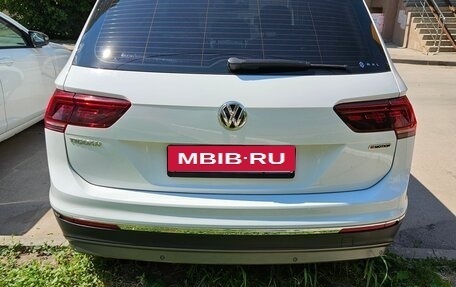 Volkswagen Tiguan II, 2018 год, 2 550 000 рублей, 5 фотография
