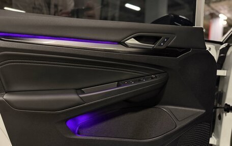 Volkswagen Golf VIII, 2023 год, 2 050 000 рублей, 21 фотография