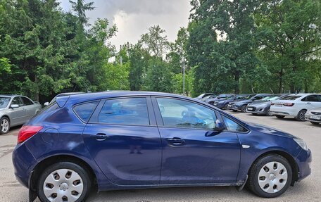 Opel Astra J, 2011 год, 550 000 рублей, 8 фотография