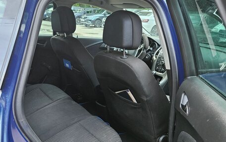 Opel Astra J, 2011 год, 550 000 рублей, 10 фотография