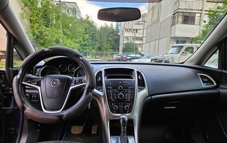 Opel Astra J, 2011 год, 550 000 рублей, 12 фотография