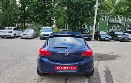 Opel Astra J, 2011 год, 550 000 рублей, 6 фотография