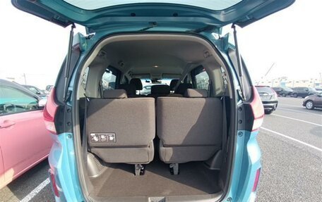 Honda Freed II, 2016 год, 1 266 000 рублей, 9 фотография