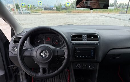 Volkswagen Polo VI (EU Market), 2010 год, 565 000 рублей, 17 фотография