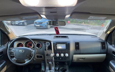 Toyota Tundra II, 2009 год, 2 375 000 рублей, 10 фотография