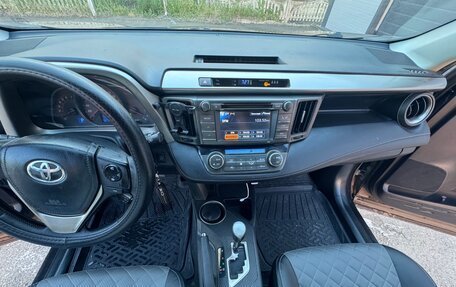 Toyota RAV4, 2013 год, 1 590 000 рублей, 8 фотография
