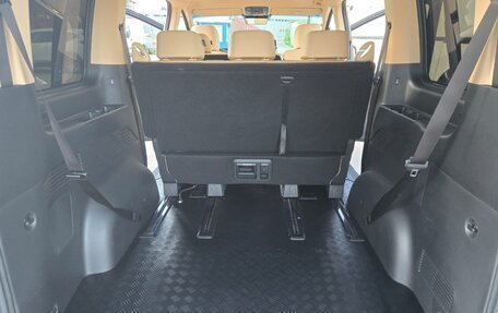 Hyundai Staria, 2024 год, 5 920 000 рублей, 21 фотография