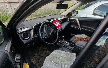 Toyota RAV4, 2017 год, 2 300 000 рублей, 2 фотография