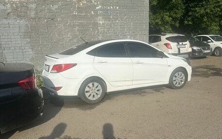 Hyundai Solaris II рестайлинг, 2016 год, 555 000 рублей, 5 фотография