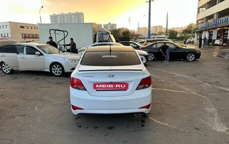 Hyundai Solaris II рестайлинг, 2016 год, 555 000 рублей, 3 фотография