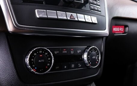 Mercedes-Benz M-Класс, 2012 год, 2 000 000 рублей, 22 фотография