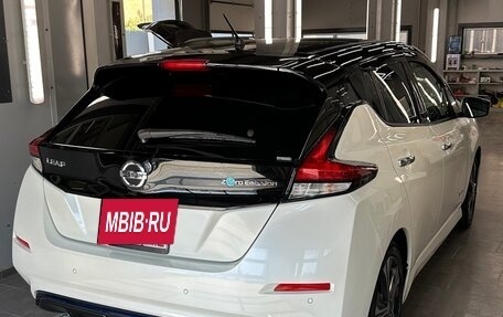 Nissan Leaf II, 2018 год, 1 850 000 рублей, 7 фотография