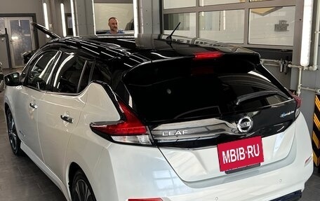 Nissan Leaf II, 2018 год, 1 850 000 рублей, 6 фотография