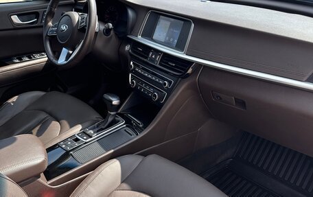 KIA Optima IV, 2018 год, 2 000 000 рублей, 10 фотография