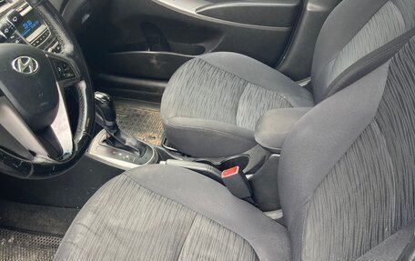 Hyundai Solaris II рестайлинг, 2014 год, 500 000 рублей, 4 фотография