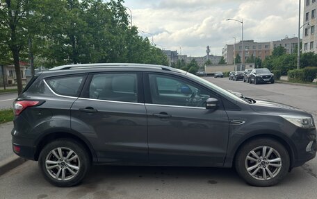 Ford Kuga III, 2018 год, 1 550 000 рублей, 2 фотография