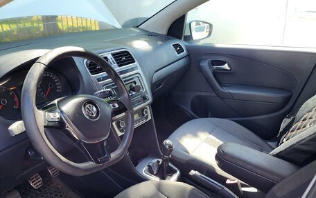 Volkswagen Polo VI (EU Market), 2016 год, 450 000 рублей, 6 фотография