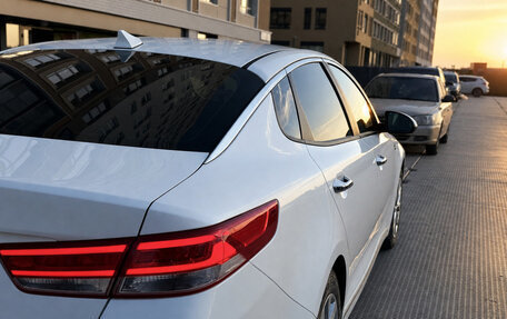 KIA Optima IV, 2017 год, 1 800 000 рублей, 2 фотография