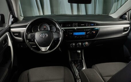 Toyota Corolla, 2013 год, 1 349 000 рублей, 6 фотография