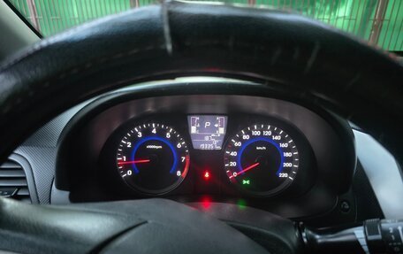 Hyundai Solaris II рестайлинг, 2014 год, 920 000 рублей, 2 фотография