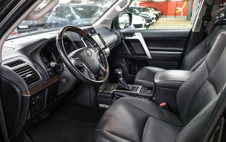 Toyota Land Cruiser Prado 150 рестайлинг 2, 2021 год, 5 849 000 рублей, 17 фотография