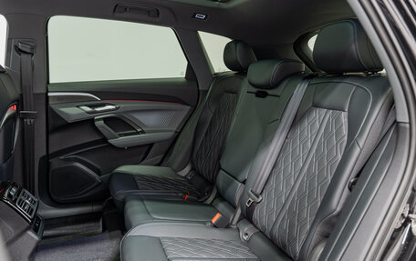 Audi Q5, 2026 год, 6 300 000 рублей, 24 фотография