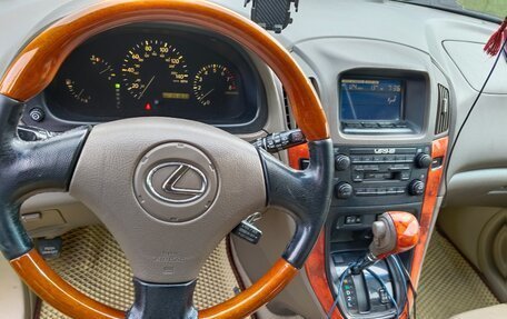 Lexus RX IV рестайлинг, 2003 год, 820 000 рублей, 6 фотография