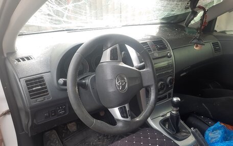 Toyota Corolla, 2012 год, 580 000 рублей, 3 фотография