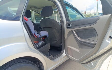 Ford Focus II рестайлинг, 2006 год, 750 000 рублей, 28 фотография