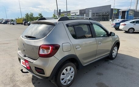Renault Sandero II рестайлинг, 2018 год, 900 000 рублей, 4 фотография