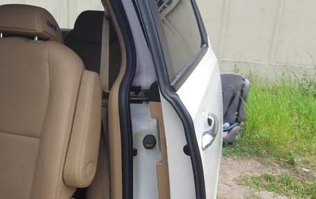 KIA Carnival III, 2019 год, 2 940 000 рублей, 21 фотография
